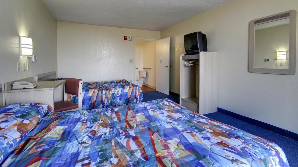 Econo Lodge Paducah West I-24 מראה חיצוני תמונה