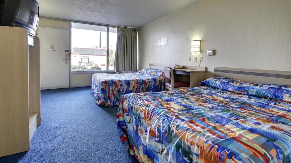 Econo Lodge Paducah West I-24 מראה חיצוני תמונה